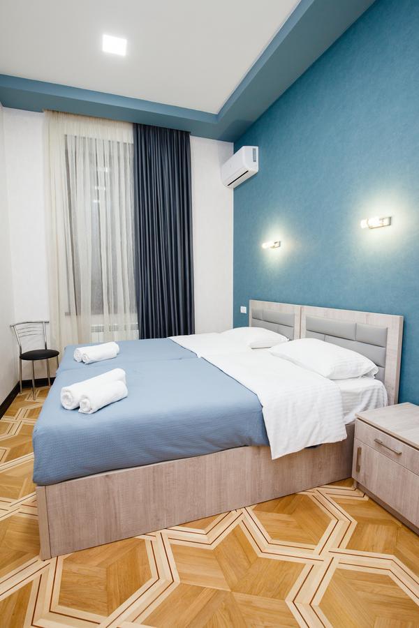 Hotel Garden Side Tiflis Exterior foto